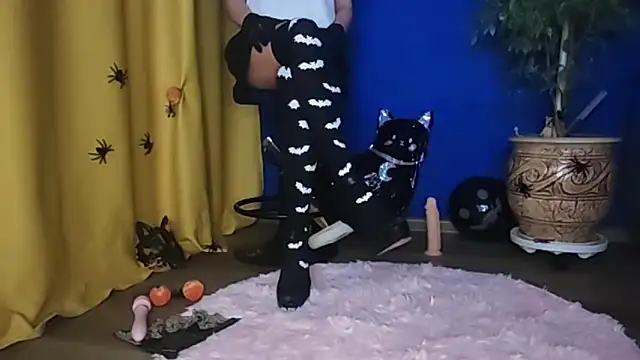 Snapshot of Jennifer_Braun chatting on October 24, 2025, 5:53 pm Jennifer Braun online show from October 24, 2025, 5:53 pm