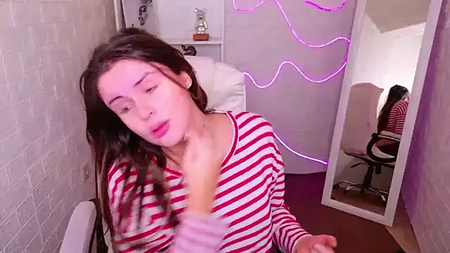 StellaFrost online show from October 19, 2025, 3:01 pm