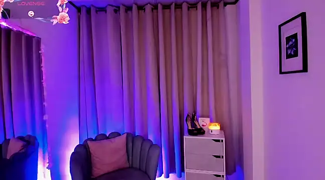 Snapshot of alahia_sweet chatting on January 18, 2025, 1:08 am alahia sweet online show from January 18, 2025, 1:08 am