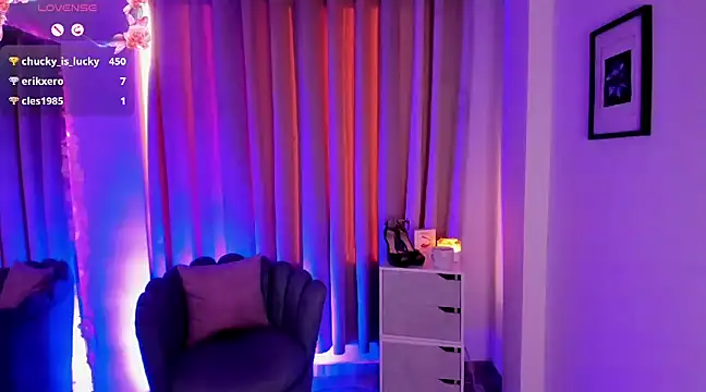 Snapshot of alahia_sweet chatting on January 19, 2025, 10:06 pm alahia sweet online show from January 19, 2025, 10:06 pm