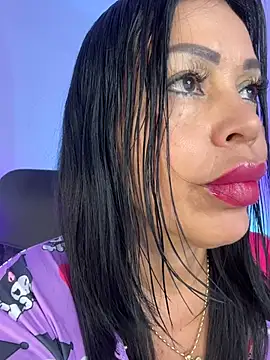 KarolRubi1 online show from February 16, 2026, 11:01 pm