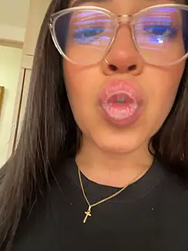 Snapshot of Liam_OH chatting on February 19, 2026, 9:33 pm Liam OH online show from February 19, 2026, 9:33 pm