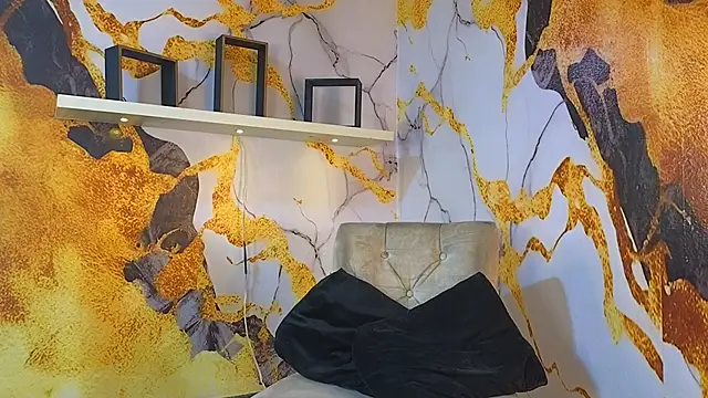 Snapshot of Nijinsky_LatinBoy chatting on January 15, 2026, 8:41 am Nijinsky LatinBoy online show from January 15, 2026, 8:41 am