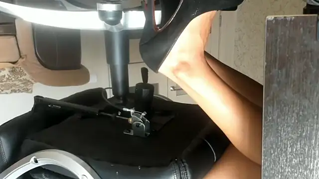 karishee online show from November 6, 2025, 7:31 am