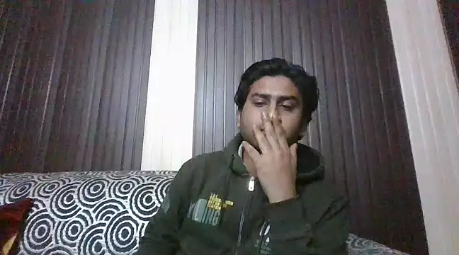 Snapshot of indihotguy chatting on February 12, 2025, 1:37 pm indihotguy online show from February 12, 2025, 1:37 pm