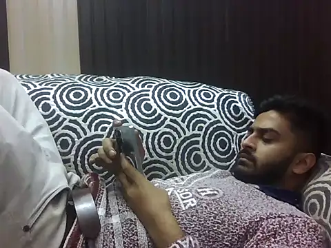 indihotguy online show from February 9, 2026, 12:31 pm