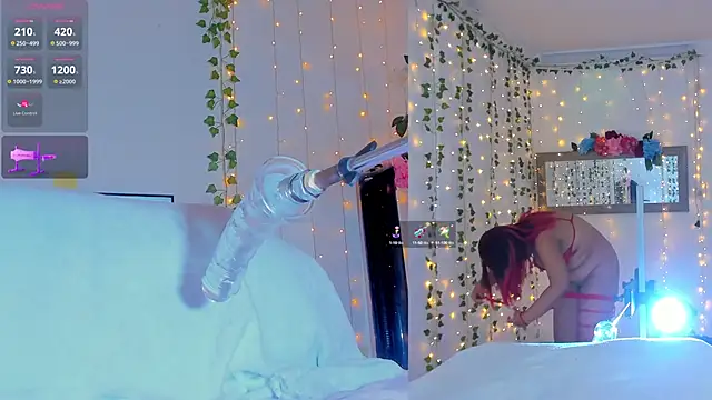 Maria Jones  online show from February 26, 2025, 1:43 am