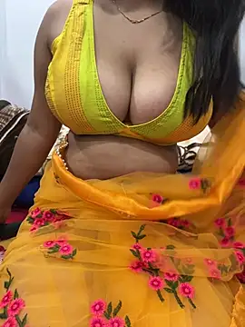 Snapshot of soumita chatting on February 5, 2025, 1:54 pm soumita online show from February 5, 2025, 1:54 pm