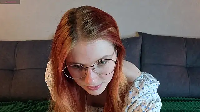 Snapshot of OhYumiYes chatting on June 14, 2026, 5:48 pm OhYumiYes online show from June 14, 2026, 5:48 pm