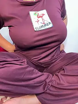 tanvihot2 online show from February 17, 2025, 2:04 pm