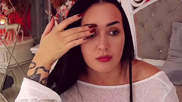 KimKhallifa online show from February 23, 2025, 12:59 pm