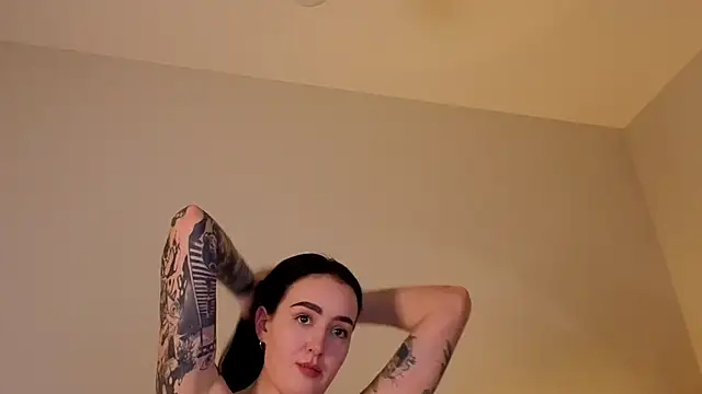 KimKhallifa online show from March 7, 2026, 4:37 pm