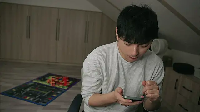 chinalover4199 online show from April 28, 2026, 2:49 am