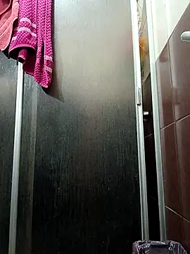 Snapshot of chinoxxx chatting on October 18, 2025, 12:39 pm chinoxxx online show from October 18, 2025, 12:39 pm