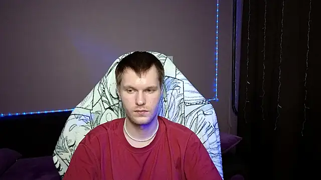 Snapshot of Leonnextdoor chatting on January 23, 2025, 10:43 am Leonnextdoor online show from January 23, 2025, 10:43 am