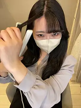 mina 0207 online show from October 4, 2025, 9:13 pm