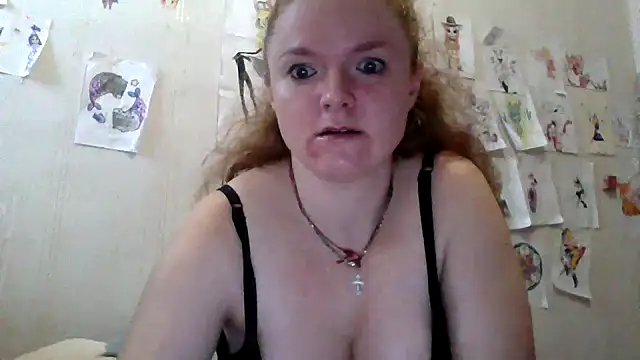 Snapshot of Rae_Jeannie chatting on October 31, 2025, 6:03 am Rae Jeannie online show from October 31, 2025, 6:03 am