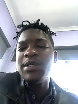 Redfucks333 online show from November 24, 2025, 1:33 pm