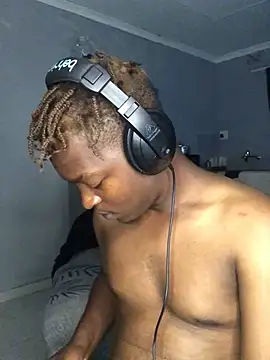 Redfucks333 online show from January 15, 2026, 9:29 pm