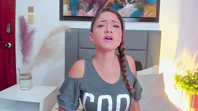 Snapshot of EloiseQuinn chatting on October 2, 2025, 1:18 pm EloiseQuinn online show from October 2, 2025, 1:18 pm