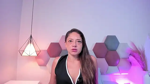 Snapshot of EloiseQuinn chatting on October 27, 2025, 1:04 pm EloiseQuinn online show from October 27, 2025, 1:04 pm