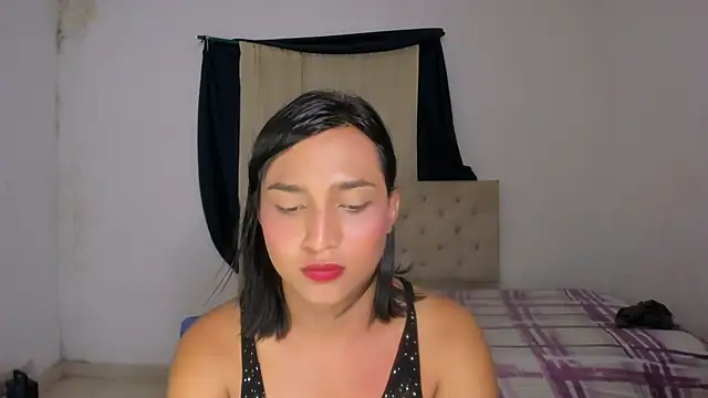 Snapshot of Miss_noah18 chatting on January 2, 2025, 3:48 am Miss noah18 online show from January 2, 2025, 3:48 am