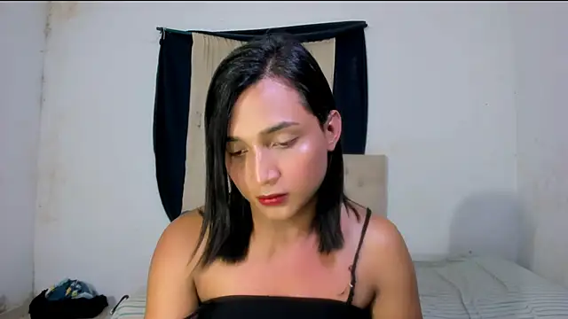 Snapshot of Miss_noah18 chatting on March 22, 2025, 10:48 pm Miss noah18 online show from March 22, 2025, 10:48 pm