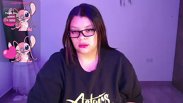 violeta candyy  online show from March 7, 2025, 1:07 pm