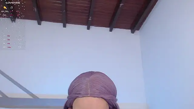 VenusEvans1 online show from January 10, 2025, 8:15 pm