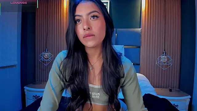 Camila dupont online show from September 12, 2025, 3:50 am