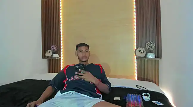 Evans777  online show from January 8, 2025, 5:05 pm