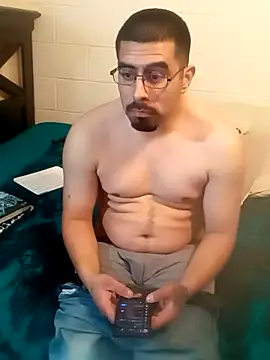 k1oudE online show from March 19, 2025, 4:36 am