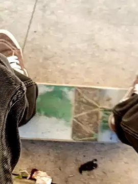 k1oudE online show from March 23, 2025, 1:31 am