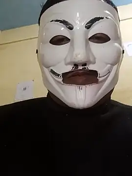 Hot muskaan online show from January 24, 2025, 1:57 pm