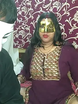 Hot muskaan online show from February 11, 2025, 4:44 am