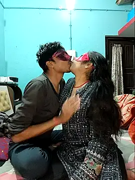 Snapshot of Hot_purva chatting on December 28, 2024, 10:03 am Hot purva online show from December 28, 2024, 10:03 am