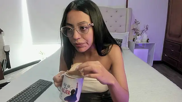 Snapshot of Xewa_ chatting on October 22, 2025, 7:46 pm Xewa online show from October 22, 2025, 7:46 pm