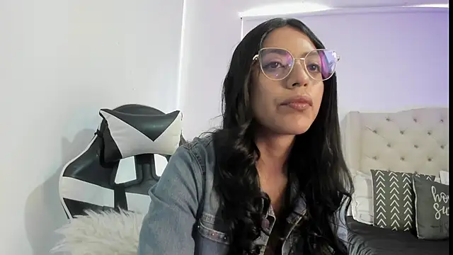 Snapshot of Xewa_ chatting on November 5, 2025, 8:09 pm Xewa online show from November 5, 2025, 8:09 pm