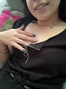 Snapshot of ferbryan chatting on January 10, 2026, 4:31 pm ferbryan online show from January 10, 2026, 4:31 pm