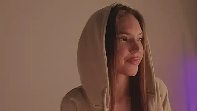 Snapshot of alittlestarrr chatting on January 2, 2025, 7:29 pm alittlestarrr online show from January 2, 2025, 7:29 pm