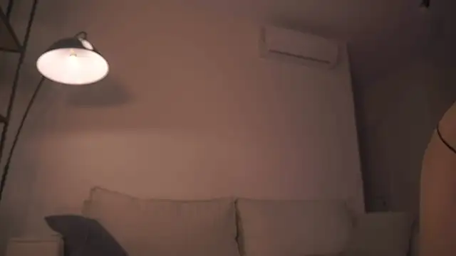 Snapshot of alittlestarrr chatting on January 8, 2025, 3:29 am alittlestarrr online show from January 8, 2025, 3:29 am