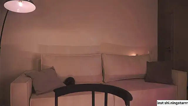 Snapshot of alittlestarrr chatting on February 15, 2025, 12:48 am alittlestarrr online show from February 15, 2025, 12:48 am