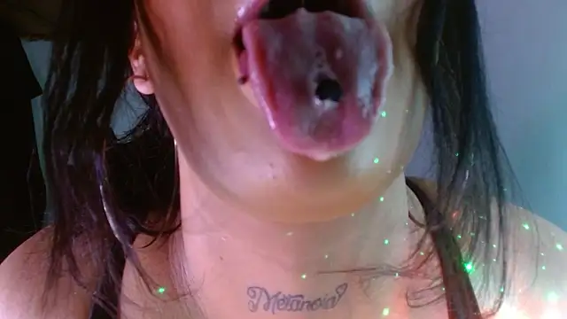 Snapshot of brittanysexhot chatting on November 19, 2025, 9:04 pm brittanysexhot online show from November 19, 2025, 9:04 pm