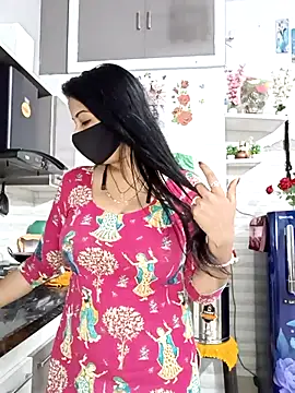 Best-Couple online show from May 15, 2026, 2:07 am