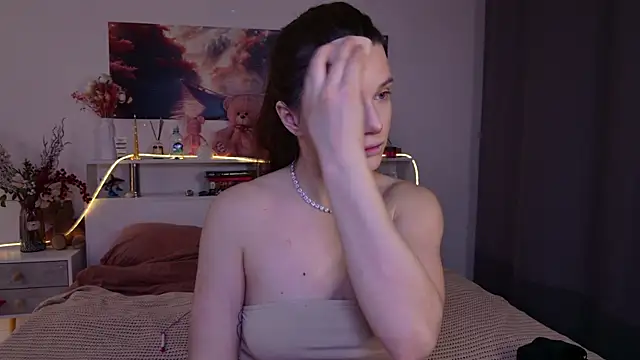 Snapshot of Nellie_Medina chatting on February 25, 2026, 3:43 pm Nellie Medina online show from February 25, 2026, 3:43 pm