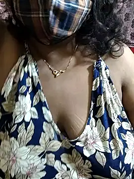 Snapshot of Rathi22 chatting on September 14, 2025, 12:59 pm Rathi22 online show from September 14, 2025, 12:59 pm