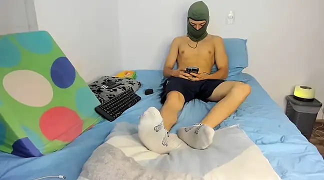 Snapshot of Young_latin_master777 chatting on February 10, 2025, 8:53 pm Young latin master777 online show from February 10, 2025, 8:53 pm