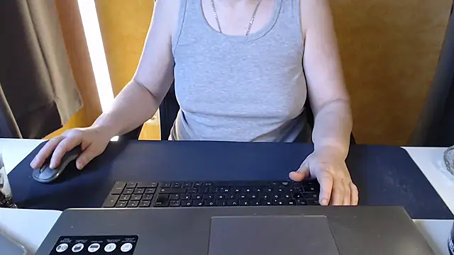 Sweet Phoenix online show from February 21, 2026, 10:49 am