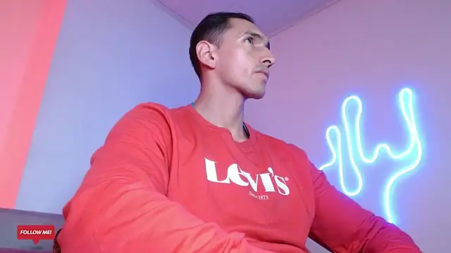 Snapshot of Joylopez_fit chatting on February 17, 2025, 2:15 pm Joylopez fit online show from February 17, 2025, 2:15 pm