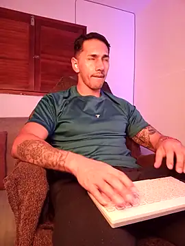 Joylopez fit online show from March 15, 2026, 5:30 pm